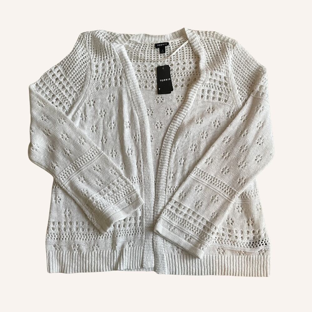 TORRID SIZE 2 cardigan sweater, ivory cream NWT cotton blend